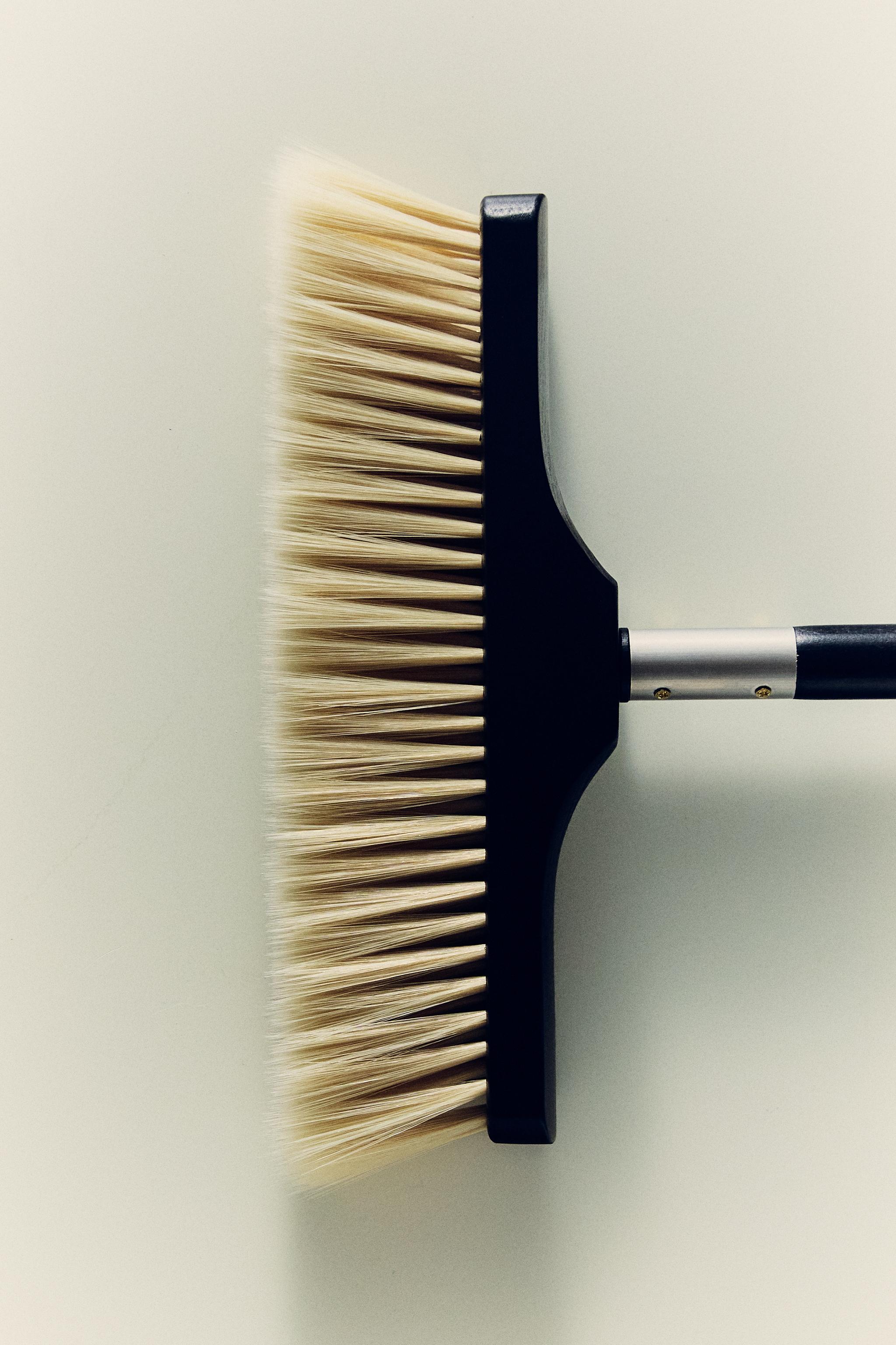 WOODEN BROOM HEAD